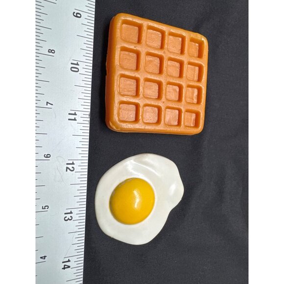 Plastic Play Food Set - Chicken Drumsticks Fried Egg Waffle & Eggs - Picture 5 of 6